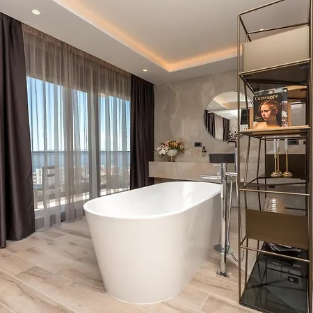 Villa Beautiful Rhapsody 1 *